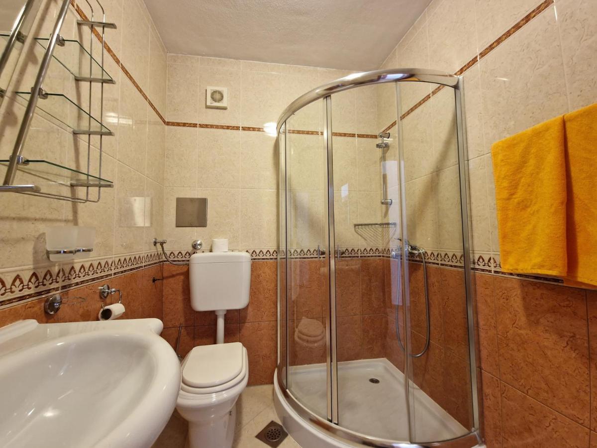 Apartments Lacic 3 Crikvenica Luaran gambar