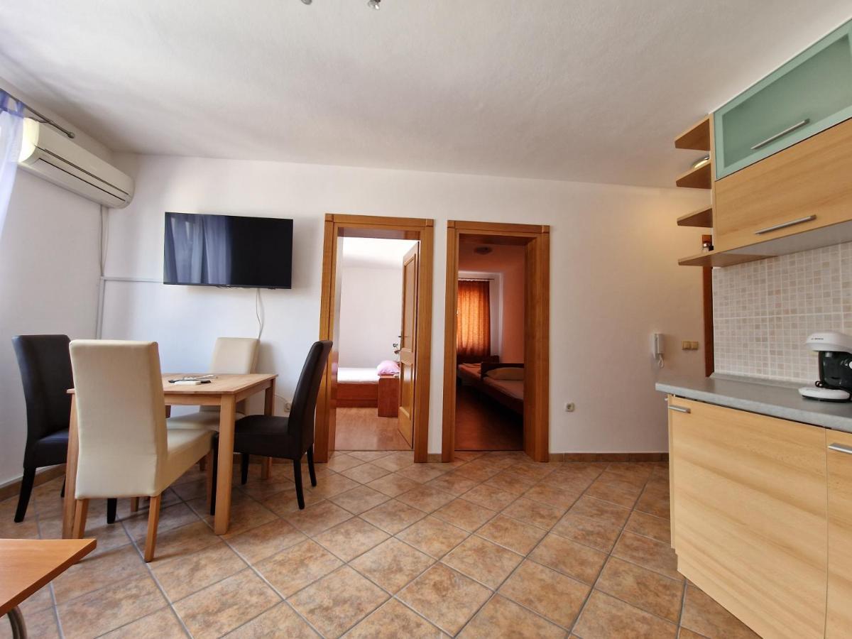 Apartments Lacic 3 Crikvenica Luaran gambar