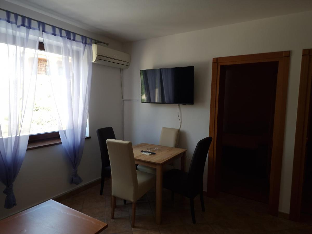 Apartments Lacic 3 Crikvenica Luaran gambar